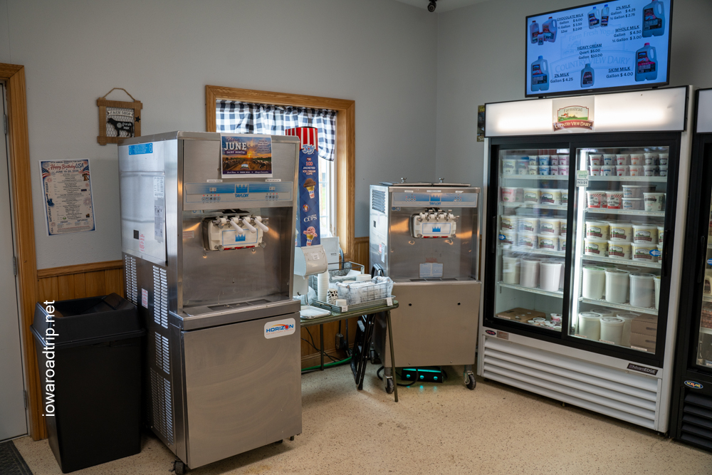 The store carries Country View Dairy milk, yogurt and frozen yogurt alongside a changing selection of locally made foods.