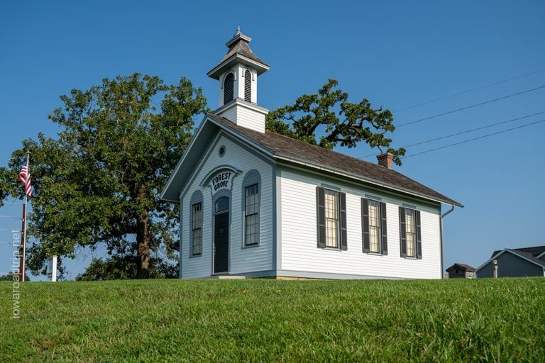 Visiting Forest Grove Schoolhouse No. 5: A Bettendorf Piece of Iowa History