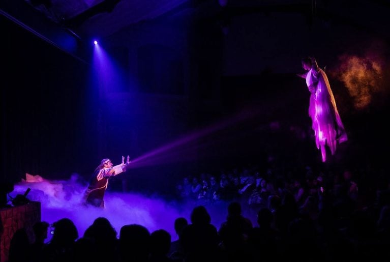 Live Animals and a Flying Angel: Washington, Iowa’s Free Christmas Show Returns in 2026